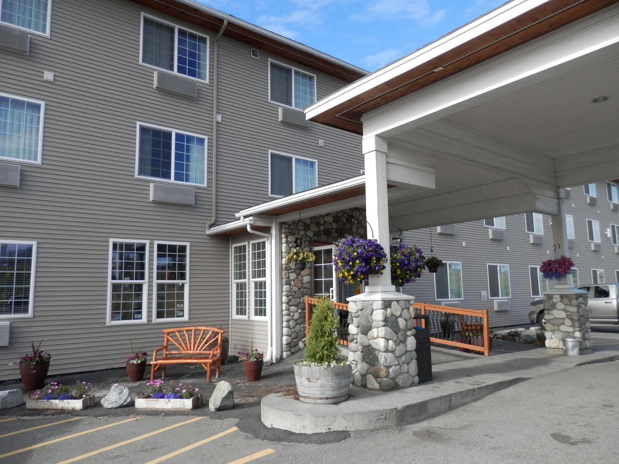 Grand View Inn & Suites Wasilla Exterior photo